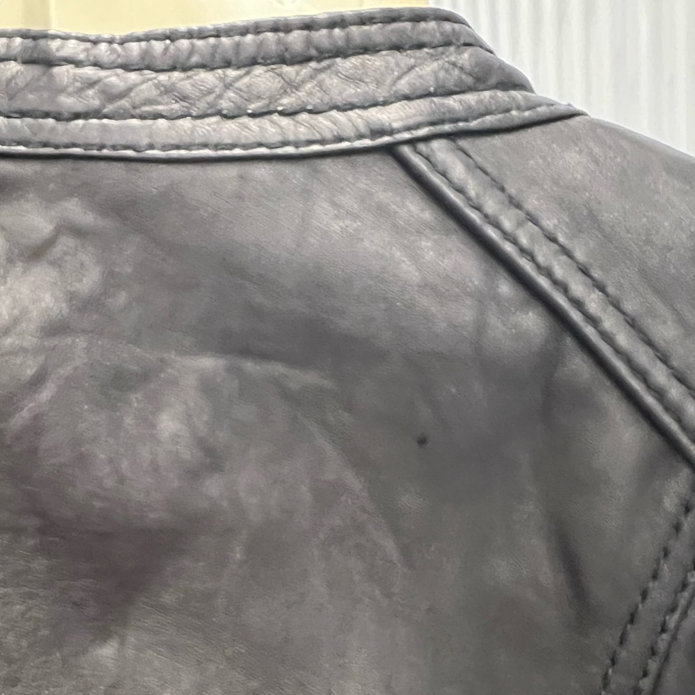 Leather Jacket - Picture 6 of 6